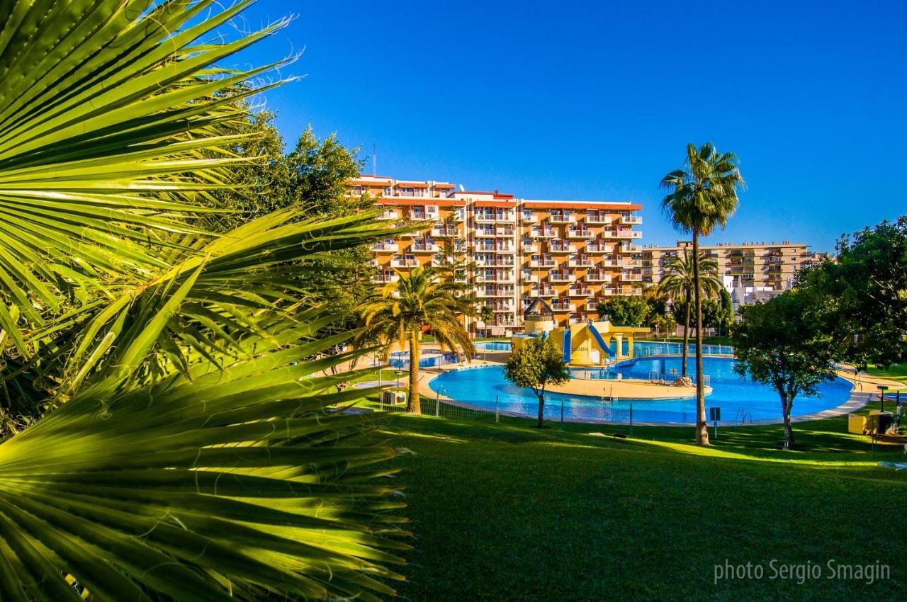 137 Minerva Apartamentos - Vista Al Mar - Piscina Y Playa - Cercano A Tren, Restaurantes Y Tiendas Benalmádena Kültér fotó