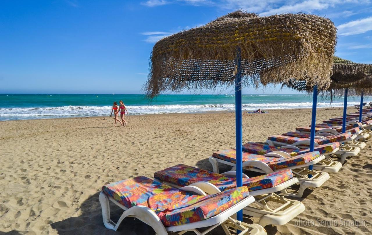 137 Minerva Apartamentos - Vista Al Mar - Piscina Y Playa - Cercano A Tren, Restaurantes Y Tiendas Benalmádena Kültér fotó